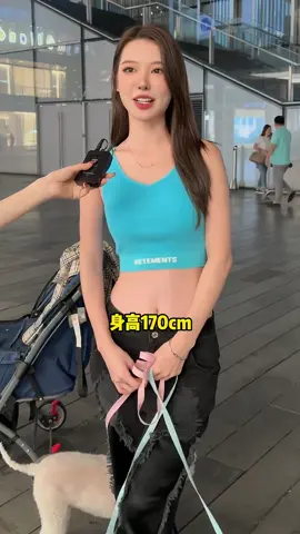 平面模特小姐姐，未来可期！ #街访 #街访美女 #接访秀 