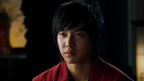 ألم تكن تعرف ؟ الناس الذين يلحقون بك أشد أنواع الأذى هم الأقرب إليك ! ... #gufamilybook  #viral #korean_movies #movie #اقتباسات #كوريا #اكسبلور #tiktoklongs #🇩🇿 #🇰🇷 #اغاني #explore #fypシ #edit #كدراما_كورية #كدراما #كيبوب #foryou #koreandrama #tiktoklong