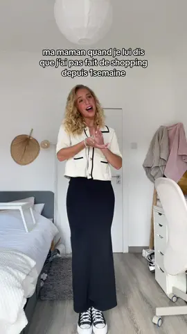 c’est mes abonnées sur ig qui ont choisi le pov🫶🏼 ig: lauracapetaaa