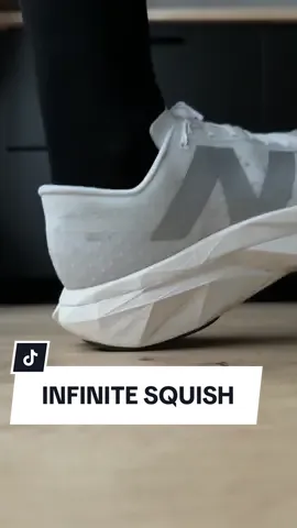 😱 Is this the best racing shoe of 2024? The New Balance SC Elite v4 is a hot upcoming release  #nymarathon #newbalance #squish 