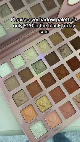 Plouise eyeshadow palette #plouiseeyeshadow #plouiseeyeshadowpalette #tiktokmademebuyit #fy #fyp 