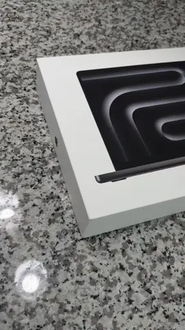 Unboxing: MacBook Pro de 14