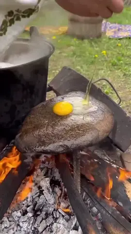 Have you ever tasted the delicious traditional Romanian cuisine? First up, we have “carnati”, a popular Romanian sausage made from ground pork mixed with a blend of spices, such as garlic and paprika. What makes these sausages truly unique is the use of pig fat, which gives them a rich and smoky flavor. Watch as we show you how to prepare these juicy and flavorful sausages over an open fire, just like the locals do. Next, we have the mouth-watering traditional cheeses of Romania, such as “telemea” and “burduf”. Telemea is a salty and crumbly cheese that’s commonly used in salads and sandwiches, while Burduf is a soft and creamy cheese that’s aged in fir tree bark for several weeks, giving it a distinct earthy flavor. These cheeses are an essential part of Romanian cuisine and can be enjoyed on their own or as a part of a delicious dish. So, what are you waiting for? Video by @chefilieanghel  [Street food, Cooking outdoor, Cooking on a rock, Using rocks to cook, Outdoor culinary experiences, Al fresco dining, Grilling on stone, Open-air cooking, Rock-grilled dishes, Street food vendors, Culinary adventures, Outdoor food preparation, Grill on the go, Unique cooking methods, Al fresco dining experiences, Street food stalls, Stone cooking techniques, Cooking with natural elements, Rock-based recipes, Stone-cooked street food] #Travel #InstaTravel #TravelGram #Wanderlust #Traveling #romania 