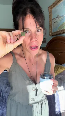 I am thoroughly impressed with these organic Irish Sea Moss Gummies. Typically I’m not a fan of gummy vitamins. I have changed my mind. In this case these are great. Seamoss is excellent for helping with collagen production, helping with overall skin hair, and nail health, as well as liposomal, vitamin C, pearl powder, aloe, vera, and vitamin E this is the ultimate skin care, gummy and it’s good for your gut health too! Great job @@Akasha Superfoods🎉🙏🏼❤️Im a fan. 