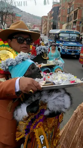#lapaz_bolivia🇧🇴 #ñatitas💀 #fiesta8denoviembre #calaveras #cementerio #creencia #morenadaboliviana🇧🇴 #miedo😱😱😱 #paranormal 