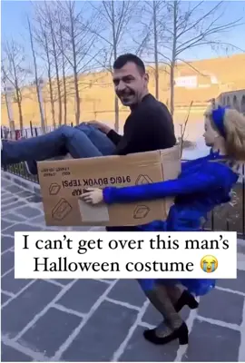 Best halloween costume this year, took me a couple watches to realise he was the one in heels😂😂 #costume #fancydress #halloween #smart #perfect #funny #2023 #fyp #foryou #foryoupage #talent #brain #europe 