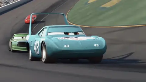 👑 The King #cars #carros #carrosfilme #pixar #disneyworld #mcqueen #king #race #cuppiston #fyp #foryou #viral #edit 