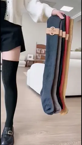 Girls who are afraid of cold knees can try this terry over-the-knee socks,which can also be worn instead of autumn trousers.#Good things sharing
