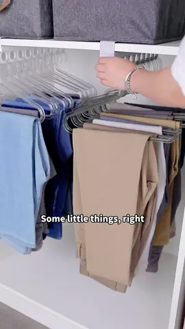Pull-out folding trouser rack, easy to install, neat and beautiful.#tiktokshopcrossborder_seasales #fyp #tiktokshopsgsale 