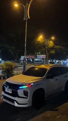 Cuman pipi jero  😁  #pajerosport #pajero_mitsubishi #pajerosportindonesia #pajerosportdakar4x4 #diesel #dieselpower #fyp #fypシ #fypシ゚viral #pipimimichallege 