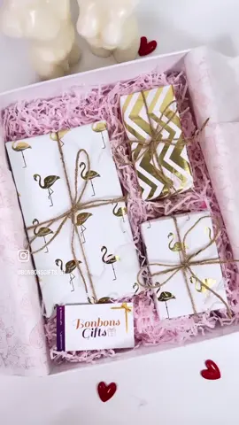 Gift simply, gift beautifully 🥰🎁 Specially curated for an amazing lady on her birthday 🥳  🎁Package Name: Flamingo  Price: ¢1,030 Content  🦩Ladies purse 🦩Perfume  🦩Wrist watch 🦩Bracelet 📌Dm/click the link in our bio to order  📌Delivery is available nationwide at a fee  📌Follow us @bonbonsgifts.gh  #bonbonsgifts #bonbonsplace #bonbonsgiftboxes #giftsghana #tbtgh #tbtghanamusic #giftshop #giftsforher #birthdaygift #accragiftshop #temagiftshop #spintexgiftshop