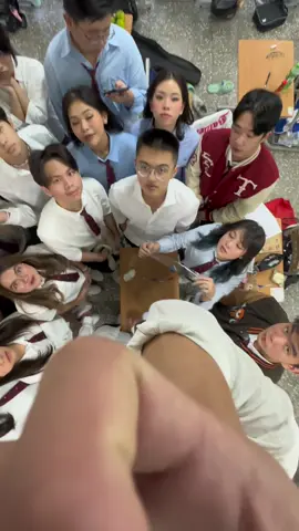 High school in Taiwan but make it American 🇮🇩🇹🇼 #capcut #fyp #trending #trendingvideo #tempelhpdiplafon 