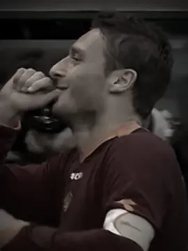 new audio?||🇮🇹👑🔟#francescototti #skills #fypシ #viral #viralvideo #asroma @smokey #xzycba #ita #italy #bellingol 