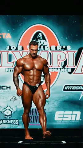 CBUM POSING ROUTINE  #fypシ #fyp #cbum #motivation #bodybuilding #mrolympia #gym #winner #foryoupage 