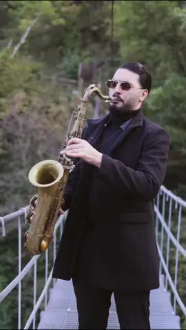 ALWAYS REMEMBER US THIS WAY (from A Star Is Born) on SAX 🎷🤍 #alwaysrememberusthisway #ladygaga #saxcover #enzobuonauriosax #saxophonist #sax #foryou #neiperte #perte #saxophonecover #coversong #lovesong #romanticsong 