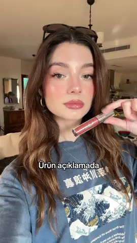 En güzel gloss olabilir 🥹🤌🏻 Flormar Dewy Lip Glaze 005 Bronze Statue, linkini hikayeme ekledim 💕 reklam #erinsengul #makyajperisi #trendperisi 