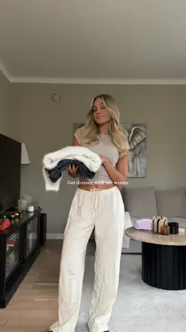 It’s time for winter fits 🥹❄️🩵 #outfit #winterfit #winterfashion #fallfashion #stockholmstyle #scandinavianstyle 