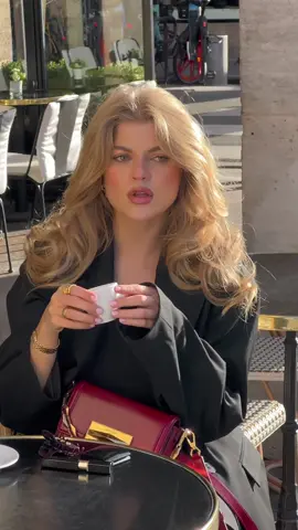 guess my nationality 🤍  #parisiennestyle #blondehairstyles #pariscafe #fypage 