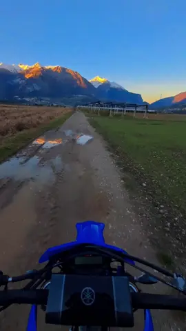 feeling free 😍🌄 #yz #fy #125 #moto #viral 