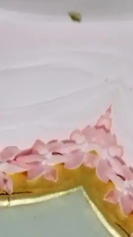 happy birthday alina #creamcakedesign #creamcake_team🎂🍰 #birthdaycakeideas #richchocolate #vanillacake #MashaAallah #creamwork @Bake Wake @Diaa 