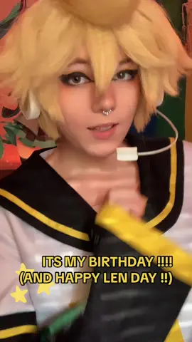ITS MY BIRTHDAYYY AND ALSO LEN DAY WOOOEOOEOOE !!!!! 🍌 // #vocaloid #lenkagaminecosplay #kagaminelen #cosplay #kagamine #fy #kagaminelencosplay #hatsunemiku#kagaminetwins #vocaloidcosplay #projectdiva #projectsekai #miku #fyp #anime 