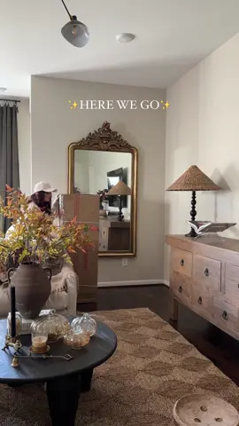 It’s TIIIIIMEE!!! 🌲🙌🏼 I am so excited about Christmas this year! I wanted a fluffy, full, traditional tree and got the Fraser Fir from @King Of Christmas … I have never been so impressed with a tree before- it’s SO beautifully made (also pre-lit and the light connectors are inside the pole so that makes it super easy!) and I can’t wait to decorate it!