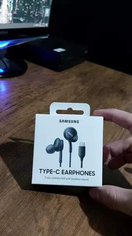 2023 e eu comprando fone de fio pq sim... #unboxing #samsung #galaxys23 #fone #akg 