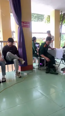 Các anh em đã thử giày chưa #xuhuongtiktok #xh #khamnghiavuquansu #khamnghiavuquansu2023 