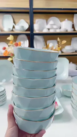 Bộ chén bát kim cương màu xanh mind và hồng paster decor phòng bếp quá sang trọng! Mua vài bộ về xài Tết thôi ạ!  #chenbatcaocap #giadungthongminh242 #giadungthongminh #giadungtienich #xuhuong 
