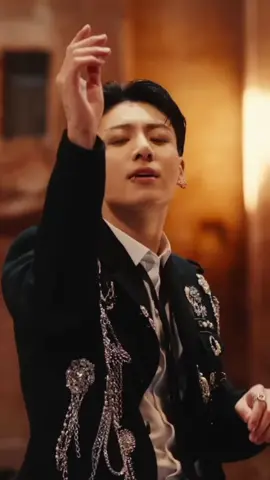 STANDING NEXT TO YOU // Jung Kook #StandingNextToYou #jungkook #army #wmusic18 #music #video #musicvideo #clip #musica #fyp #fypシ #viral #kpop #kpopers #kpopfyp #corea #korea #korean #koreanboy 