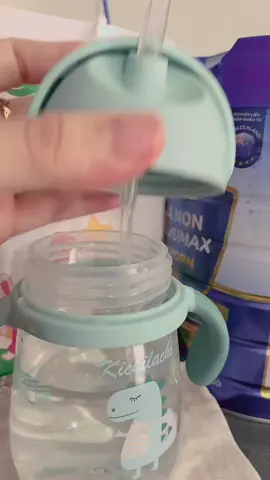 Bình tập hút khủng long mẫu mới cho bé về hàng.😘 #binhtaphutchobe #binhtaphut #binhtaphutnuoc #binhtaphutkichilachi 