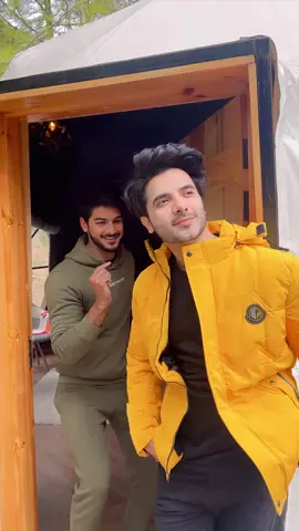 😜 #ranaalifam #foryou #fypシ #viralvideo #funny #tiktok #jeckets by : @ZERO CLOTHING. 