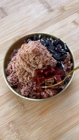 Esnya lembut & sopan bangett di mulut.. boleh deh diadu Mint Bingsu ini sama yang di cafe-cafeee 😌 #luvitaho
