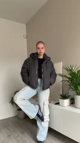 found the best budget puffer jacket #bershka #bershkahaul #winterfashion #streetwearstyle #fashiontips #inspo #budgetfashion #budgetfashionfinds #cozy #collection #warm #jacket #pufferjacket #winterjacket 