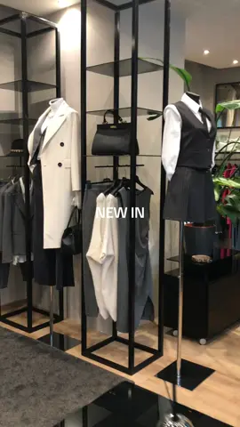 FASHION STORE #newinstore #newcoat #fashionstore #fashionshopping #boutiqueclothing #interno59 
