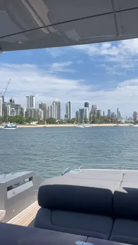 Friday funnnn🛥️☀️🫶🏼 #fyp #WeekendVibes #trending 