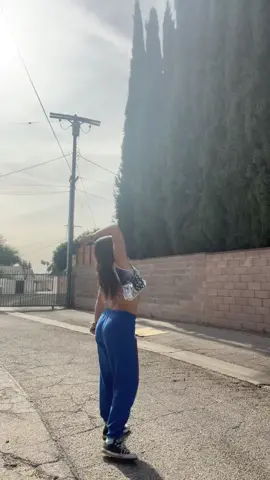 alley dance party 
