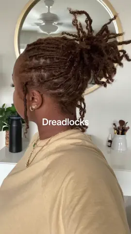 😫 #dreadlocks #startedlocs #locks #hair #hairstyle #blackgirl #fyp #foryoupage #pourtoi #viral 