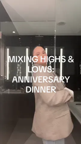 A moment for the vintage Judith Leiber ☁️🫶🏼🍷 #OOTD #FitCheck #Vintage #GRWM #DateNight #Miami 