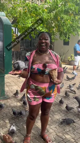 Feeding the pigeons while I was vacationing in San Juan, PR #Vacay #Baecay #SanJuanPR #PigeonFeeding #PuertoRico #VonaJai 
