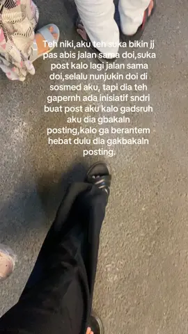 Pemalu mungkin dia org ny😊 #fyp #gakpernahdipost #stayprivate #fypyaaa #alonegirl #sadlahpokoknya #vibessad🥀 #masukberandayaa💕 