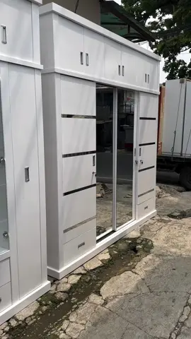 Lemari jumbo p4 model tumpuk ukuran 230 X 50 X 240cm, yg lagi nyari2 lemari ukuran yg besar yg ini recomended bgt kak, bnyak space penyimpanan yg luas muat bnyak untuk pakaian2 kaka / bunda, di bagian atas bisa nympen bed cover / stock sprei2 yh kak, Yukk yg mau custom model, wrna & ukuran bsa yh kak#lemari #lemariminimalis #lemaripakaian #lemaritumpuk #furniture #furnitur #rasyafurniture #furnitureminimalis #furnituremodern #furnituremodernminimalis #mebel #mebelminimalis #mebelminimalismodern #mebelonline #mebelbogor #mebelsukabumi #fyp #fypシ #fypシ゚viral #fypdong #fypdong #viral #viralvideo ##viralreelsvideo❤️ #viralpost 