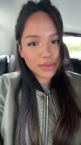 je flex un peu mon sac parce qu’il est trop beau 