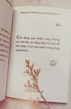 Im lặng không phải là mất đi mà là để cảm nhận nhau sâu hơn….                                 #BookTok #tamtrang #sach #khongcotudedangtrongthegioinguoilon 