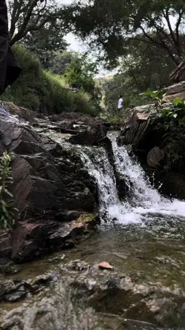 ‏ علىٰ الجفا والقطيعه لا تشجّعني ‏ما ودي أمر عينك ، ، و أتعداها.#الباحة #شلال_الحمدة #كن_الجفاء_طول_وكن_الغلا_زاد 🔵🟡