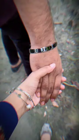 #vallage hatte tor hat dhore😌#viraltrendingvideo🔥😍💞 #viralplz #foryou #foryoupage #fypシ #unfreeze #copylinkplease💗 #loveofficial🥀 #foryoumylove❤️loveyou❤️❤️ #cutecouple #lovegoals🔐❤ 