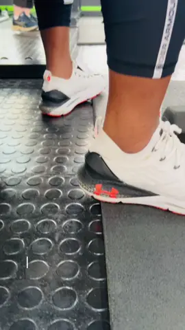 #Fitness#gym#training#underamourgirl #underamourshoes @underamour #exercise#namibiantiktoker🇳🇦 #trendingsong 