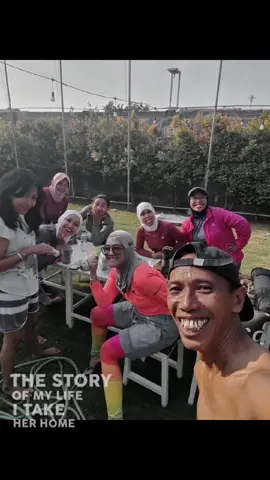 #CapCut  bersama tim yoga+joging #komunitaslari #komunitaslarisurabaya #jogingpagi #yoga#yogagirl 