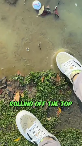 I golfed in $1000 sneakers…. #sneakerhead #golf #sneakers #travisscott# #airjordan1 #travisgolf #fashion #fyp #foryou #golfing #airjordan 
