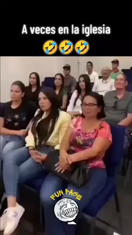 A veces en la iglesia 🤣🤣🤣 #fyp #parati #jajaja #videosderisa #funnymoments #Viral #risa #videosgraciosos 